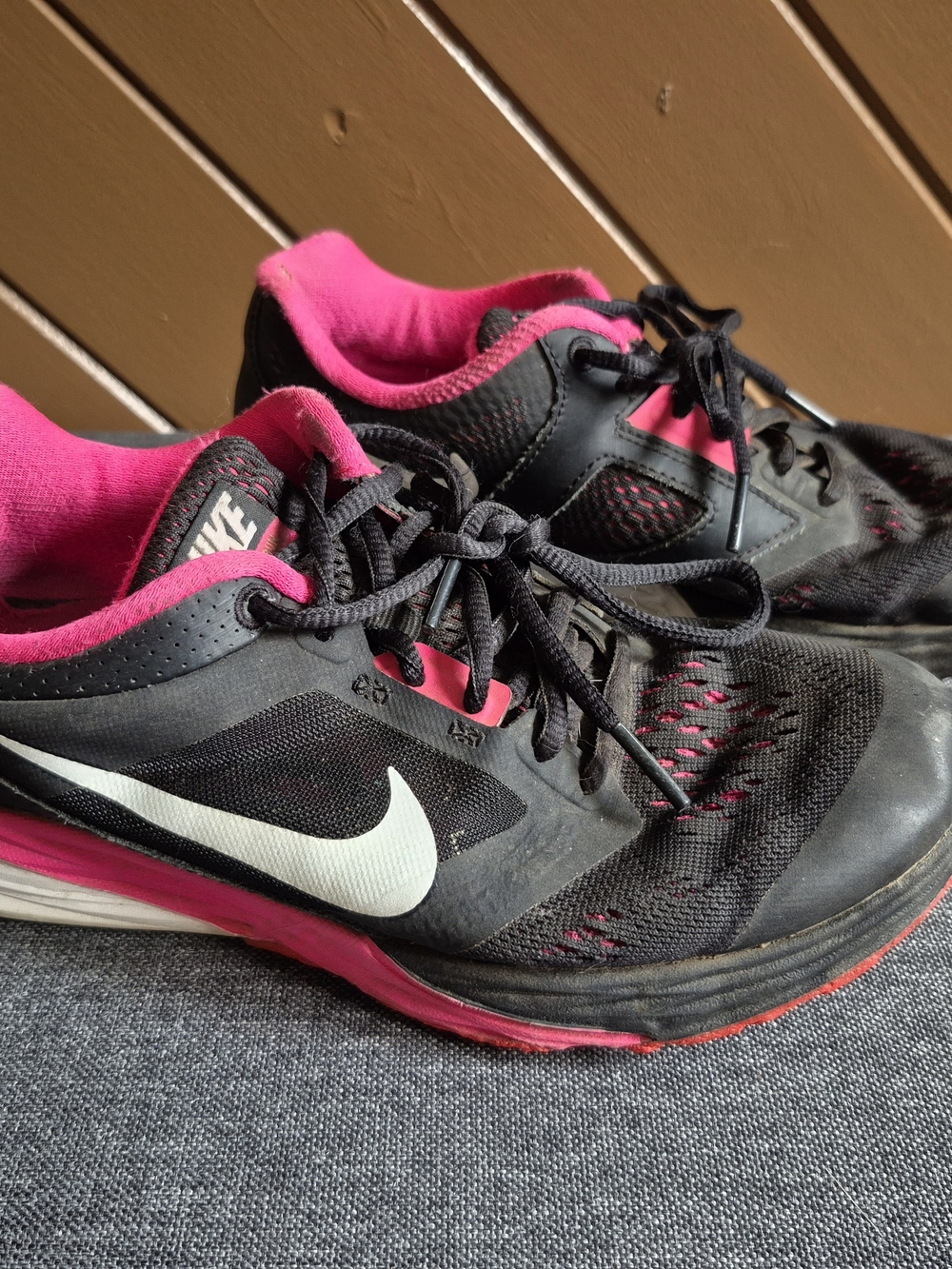 Nike Women’s Black and Hot Pink Running Shoes